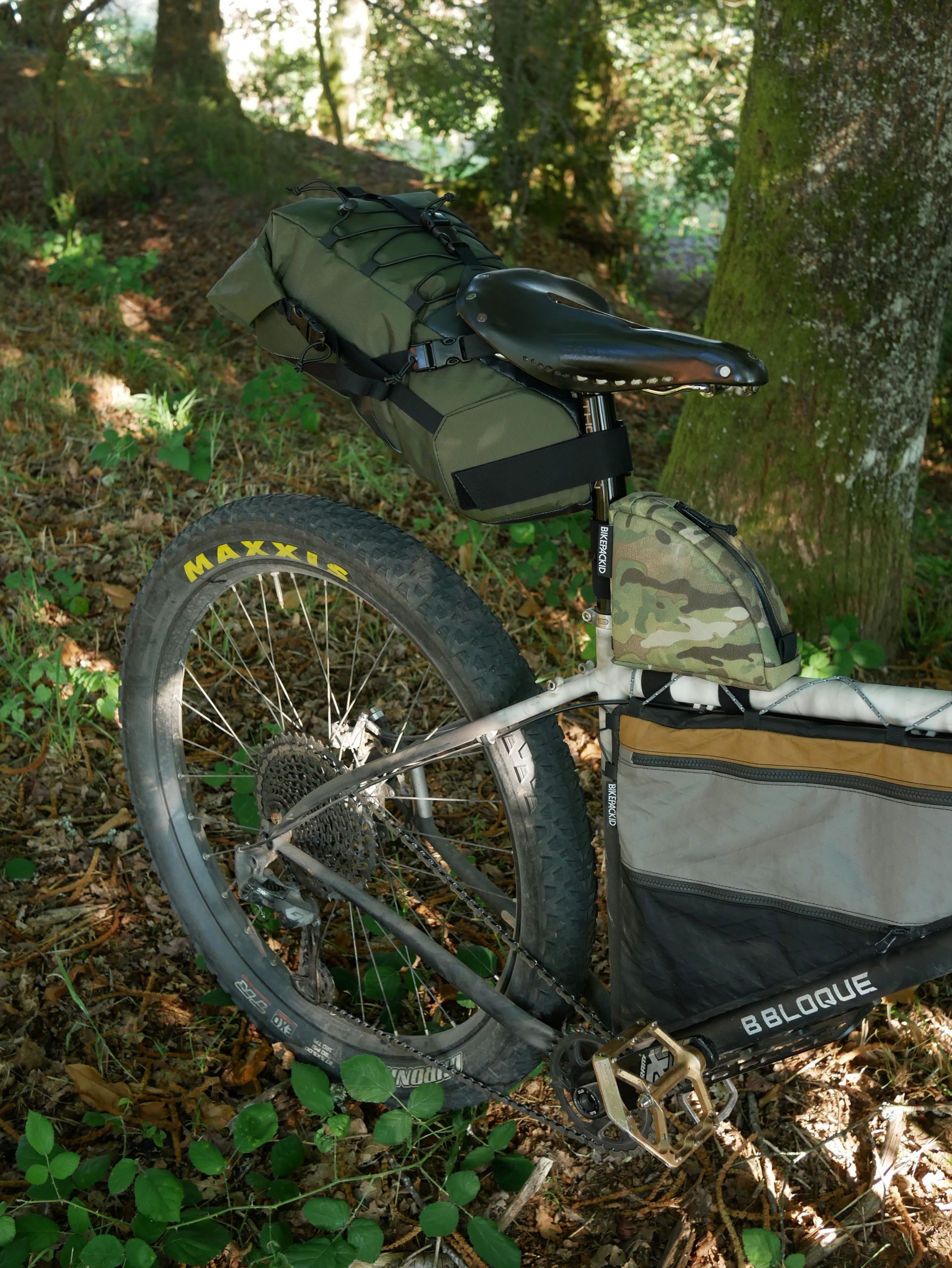 BOLSA GIVI SILLIN CILINDRICA EASY-T IMPERMEABLE 30L